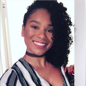 Meet your Posher, Macee